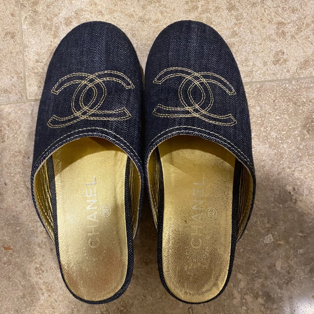 CHANEL Gold and dark Denim Mules - Picture 2 of 4